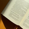 Книга Повага. Хлопцям про кохання, секс і згоду - Інті Чавес Перес