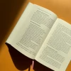 Книга Повага. Хлопцям про кохання, секс і згоду - Інті Чавес Перес