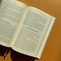 Книга Повага. Хлопцям про кохання, секс і згоду - Інті Чавес Перес Книга Повага. Хлопцям про кохання, секс і згоду - Інті Чавес Перес