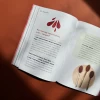 Книга Путівник світом дорослішання для дівчат: зміни в тілі, перші місячні та бодіпозитив - Барбара Петрущак