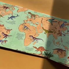 Книга Динозаври Цікаве всередині