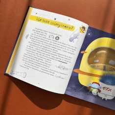 Книга Космічні пухнастики вчать українську - Леся Мовчун