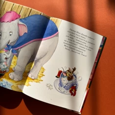 Книга Різдвяні історії. Колекція казок 2024 - Disney Книга Різдвяні історії. Колекція казок 2024 - Disney