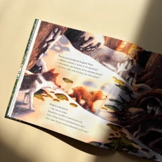 Книга Перша весна ведмежати - Еллі Вуллард