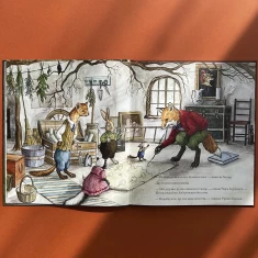 Комплект із чотирьох книг 