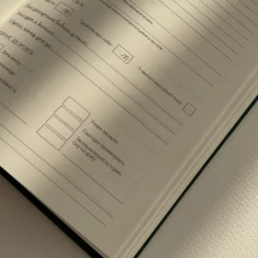 Подарунковий комплект - Ресурсний жіночий щоденник та книга Тримайтеся за своїх дітей Подарунковий комплект - Ресурсний жіночий щоденник та книга Тримайтеся за своїх дітей