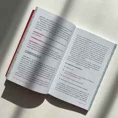 Книга Пишайся своїм тілом (і його змінами). Дівчатам з 10 років читати обов’язково - Ліза Кляйн, Керрі Лафф Книга Пишайся своїм тілом (і його змінами). Дівчатам з 10 років читати обов’язково - Ліза Кляйн, Керрі Лафф